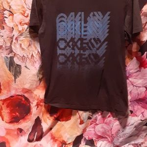 Oakley black tshirt size small